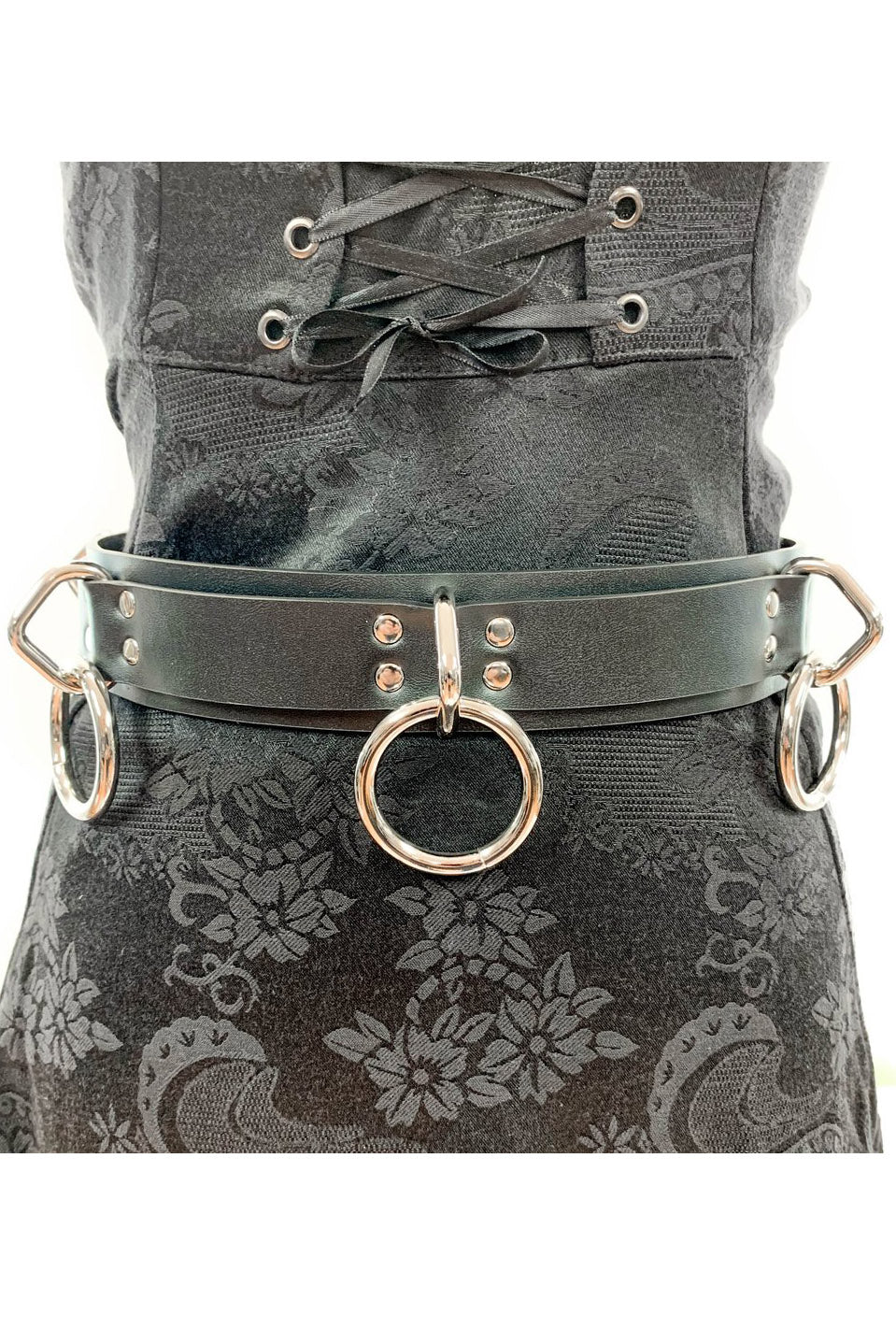 Cinturón de bondage con anilla en O Oh My Goth