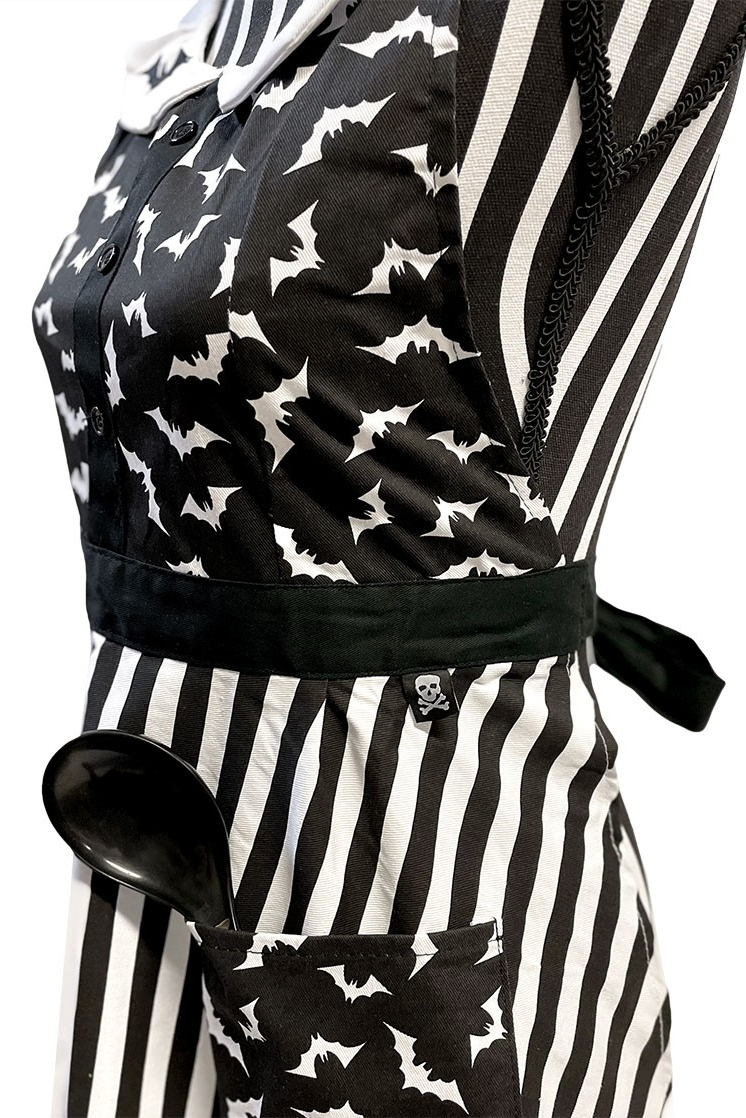 Luna Bats Apron