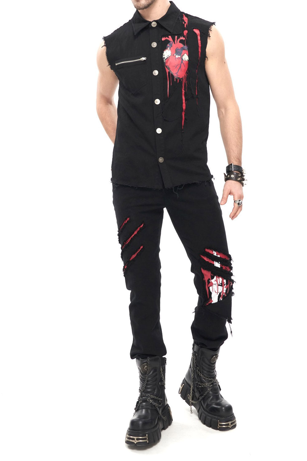 Pantalones destrozados por homicidio
