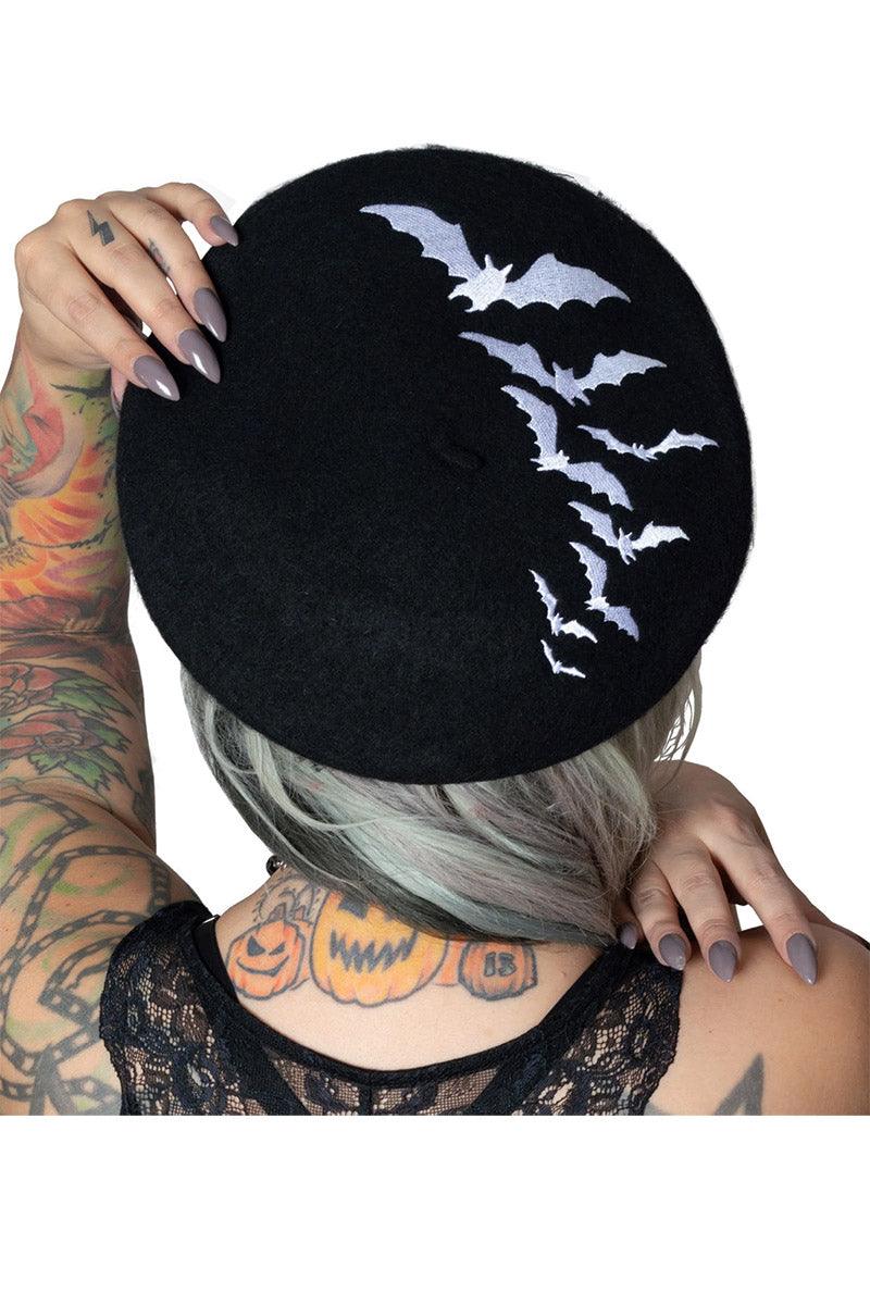 Kreepsville Bat Repeat Beret Hat [White Bats] - VampireFreaks