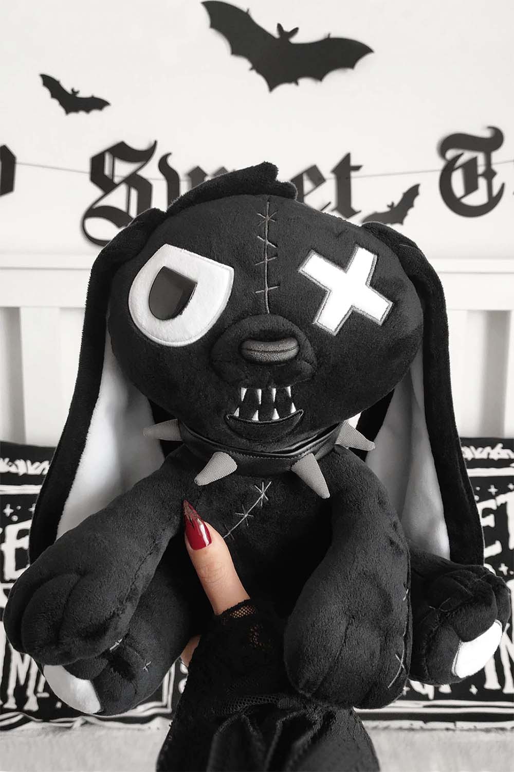 Hex Hopper: Sulphur Plush Toy [Black]