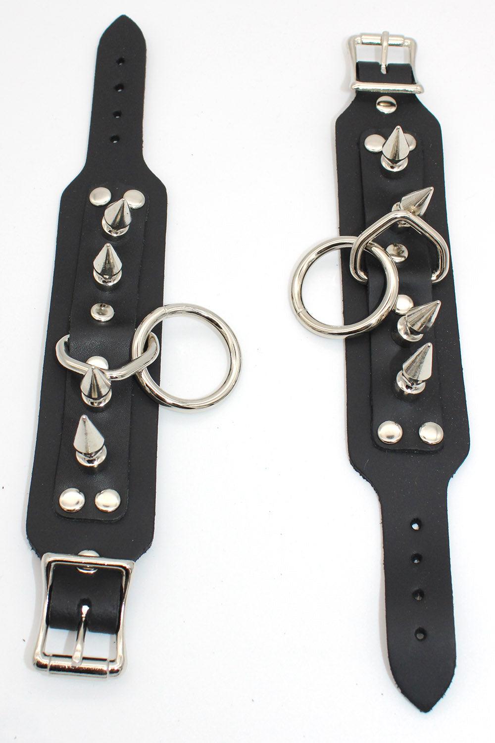 Funk Plus Bondage Ring & Spikes Bracelet - VampireFreaks