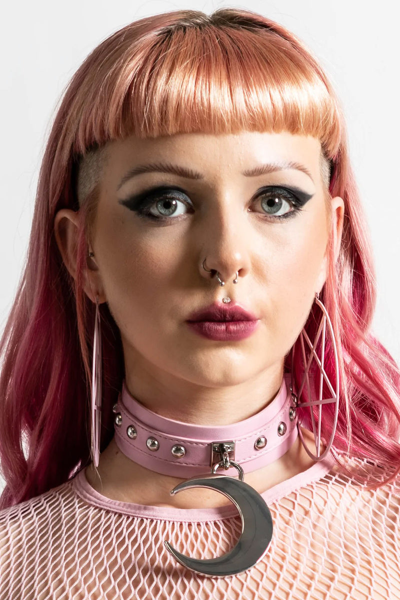 Lunar Daze Choker [PASTEL PINK] – VampireFreaks