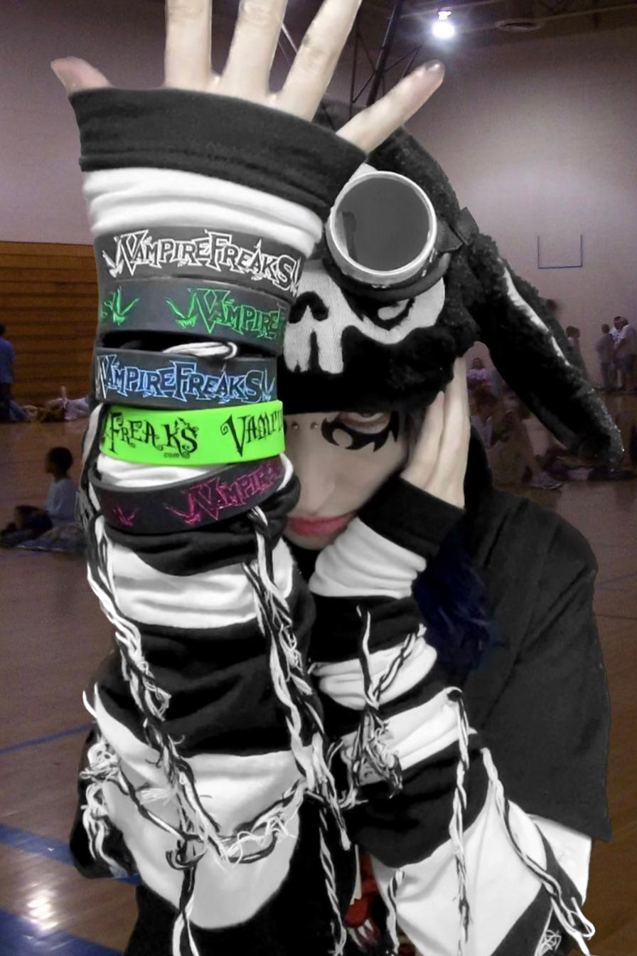 VampireFreaks Gummiarmbänder [4er-Pack]