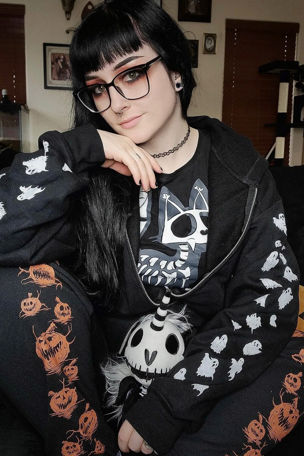 Gothic haunted hoodie and joggers online bundle