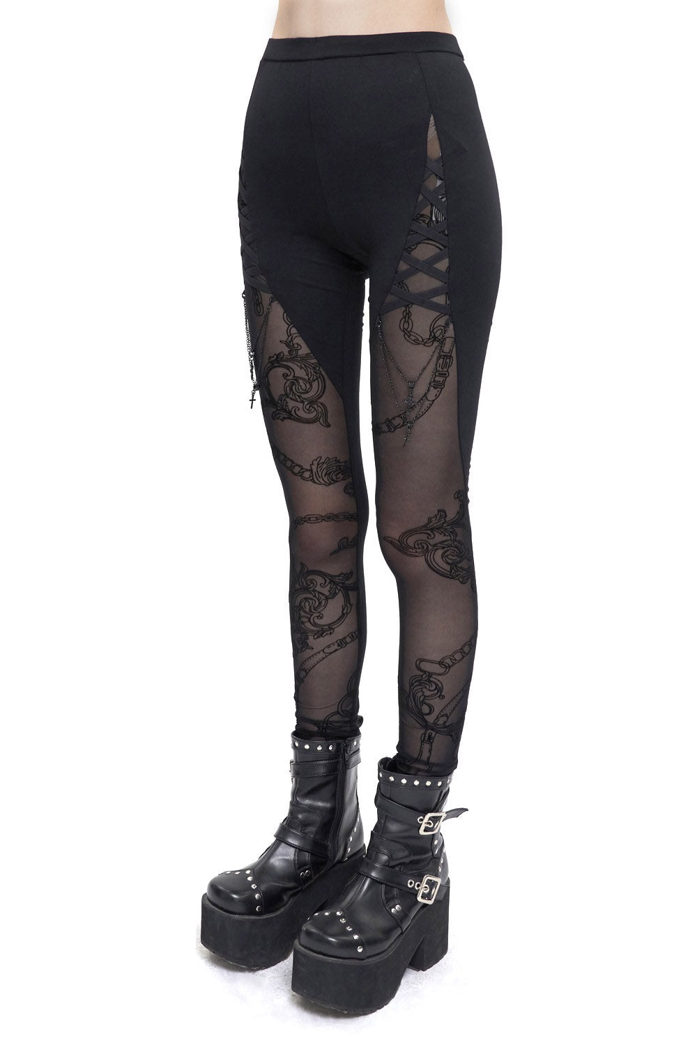 Leggings con aberturas y dijes victorianos