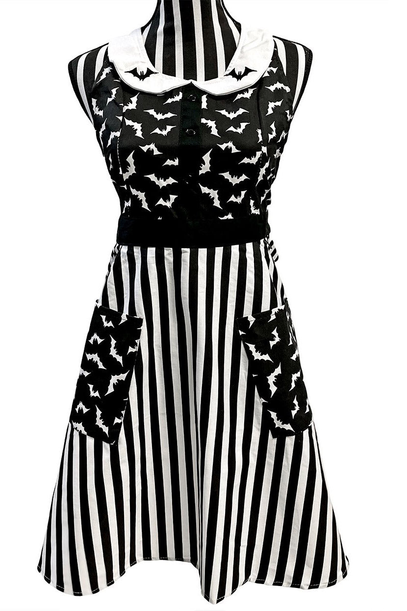 Luna Bats Apron