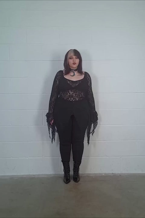 Faythe Lace Top