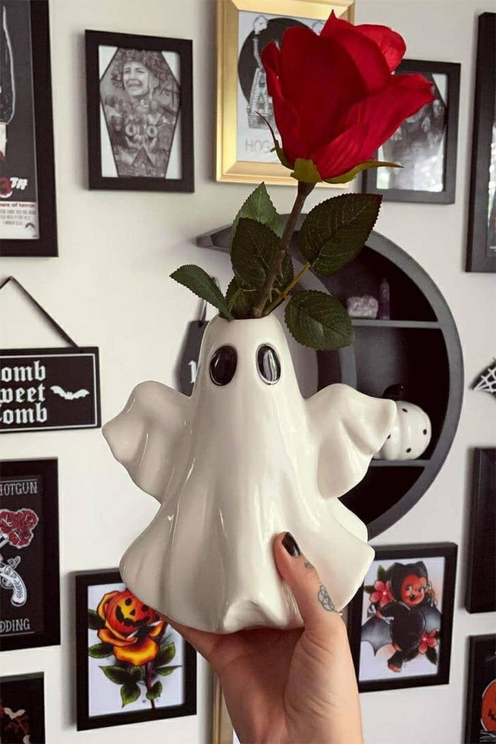 Ghostly Vase