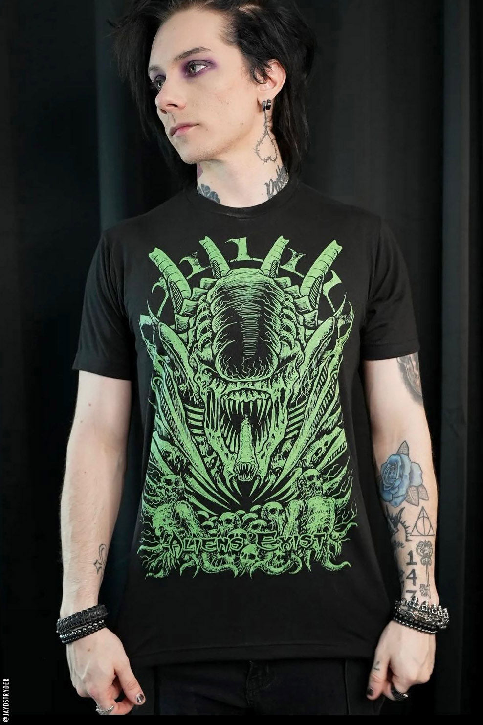 Aliens Exist Tee [Multiple Styles Available]
