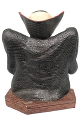 Estatua de Drácula con cabeza de alfiler