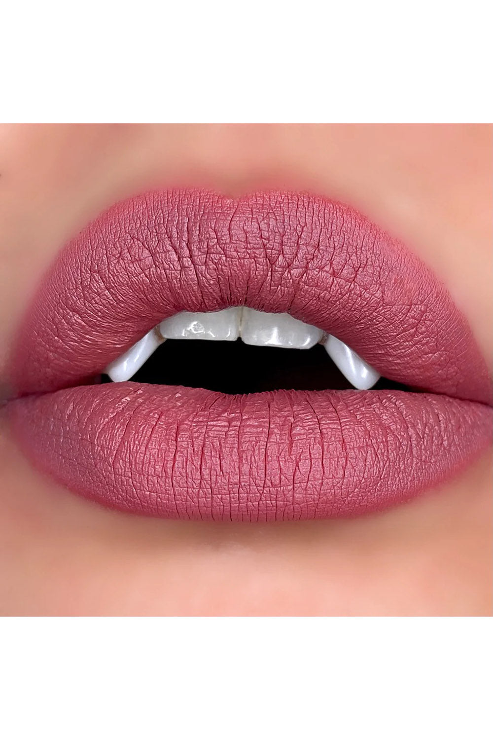 Lip Potion [CHARM]