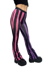 Pantalones acampanados de rayas góticas pastel de Sweet Spooks [ROSA/PÚRPURA]