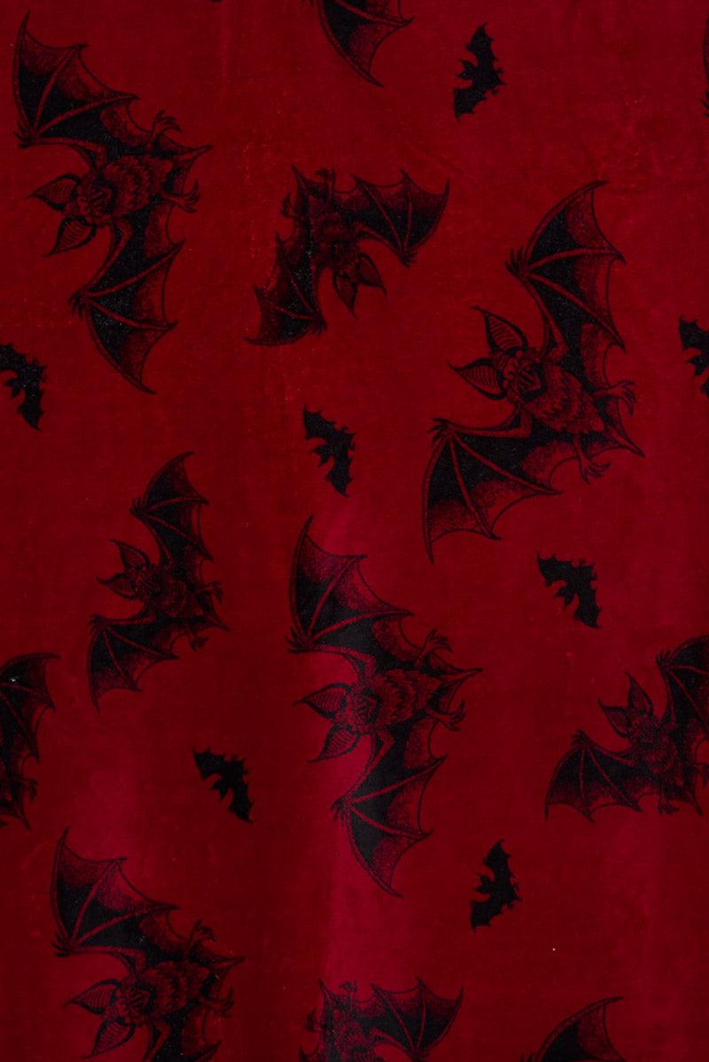 Sourpuss Batt Attack Blanket - VampireFreaks