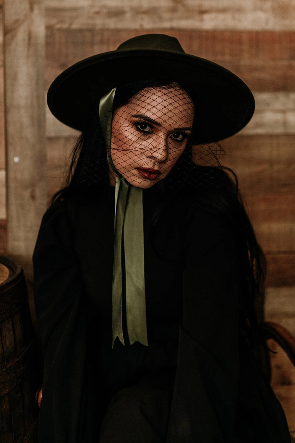 Sombrero con velo [VERDE OLIVA]